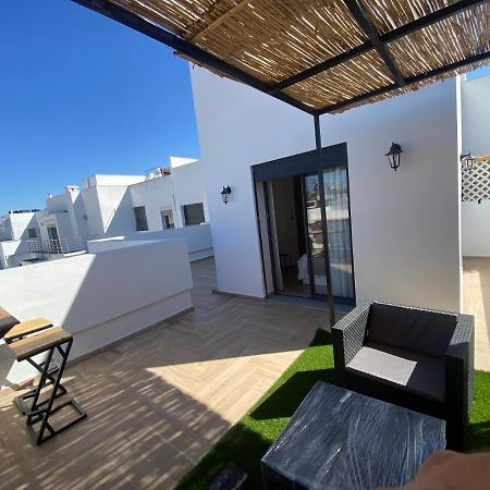 Spacious New 1-Bedroom Unit In Downtown W Terrace And Free Parking Касабланка Экстерьер фото
